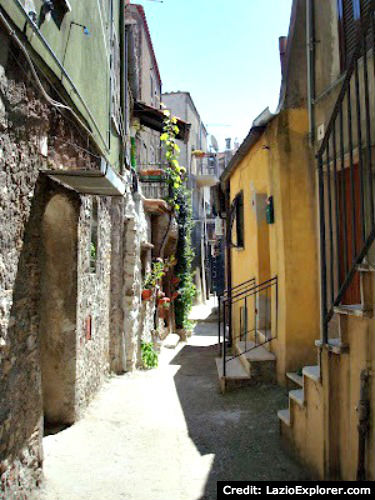 Sant'Oreste, Lazio - Winding streets 