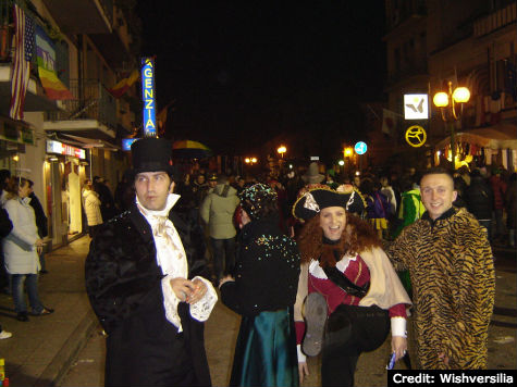 Carnival of Viareggio: Night Festivals