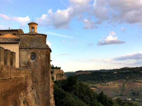 BrowsingItaly.com » Orvieto: Cliff