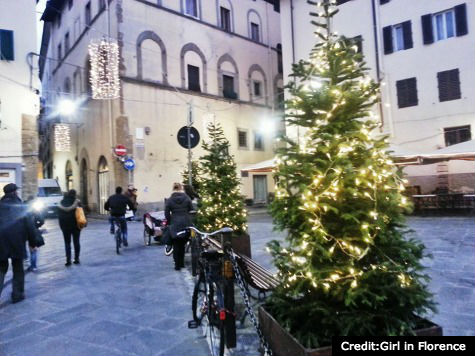Christmas-in-Florence-Piazza-della-Passera Piazza della Passare in Florence