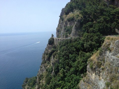 Bus from Rome to Positano: Timeline and handy tips http://www.browsingitaly.com/campania/amalfi-coast/rome-positano-bus-tips-timeline/3294/ | BrowsingItaly.com