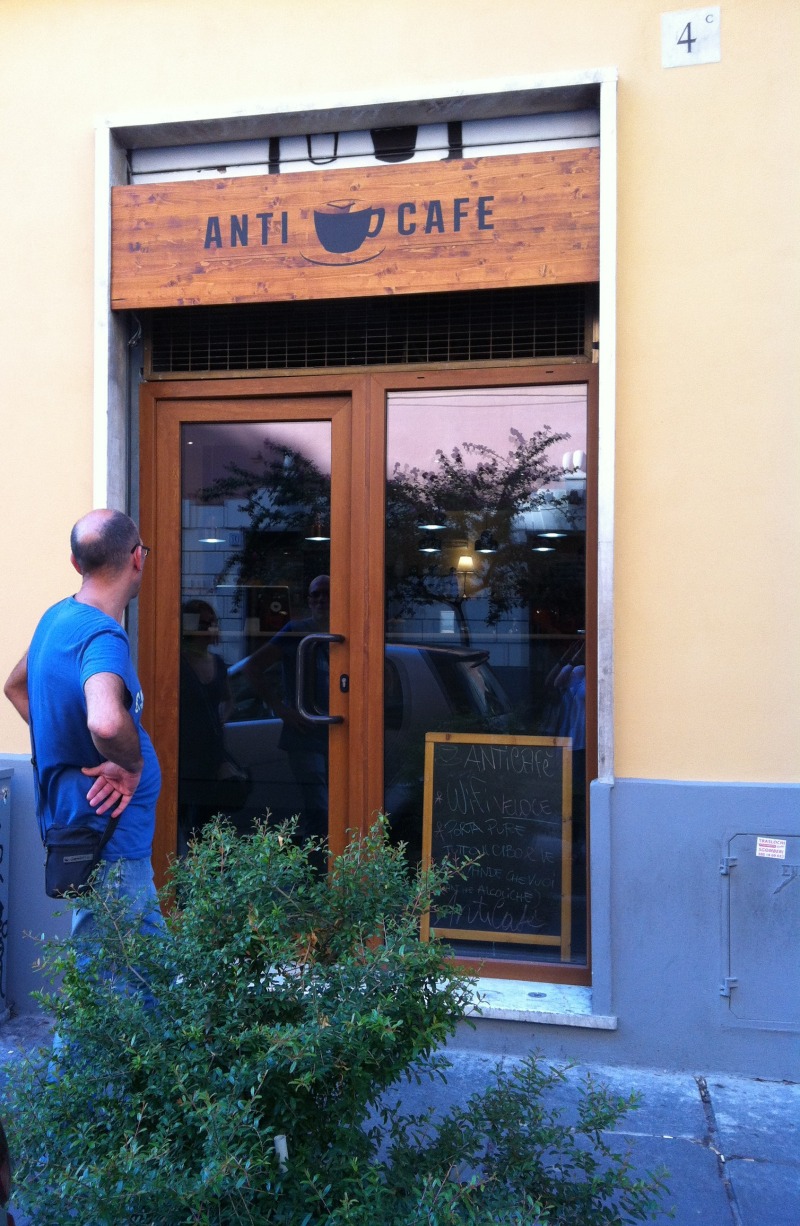 Anticafe | Internet Bars in Rome, Italy | BrowsingItaly.com