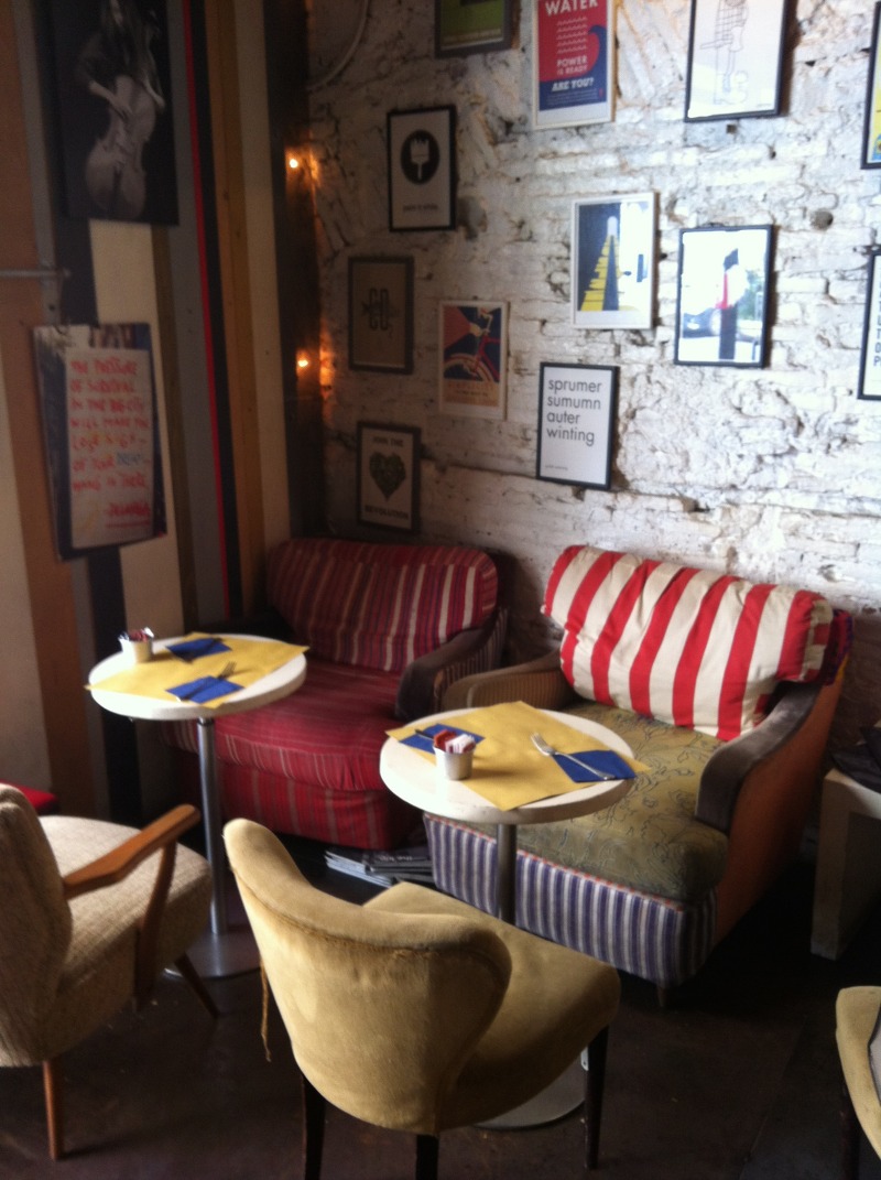 Barnum Cafe | Internet Bars in Rome, Italy | BrowsingItaly.com