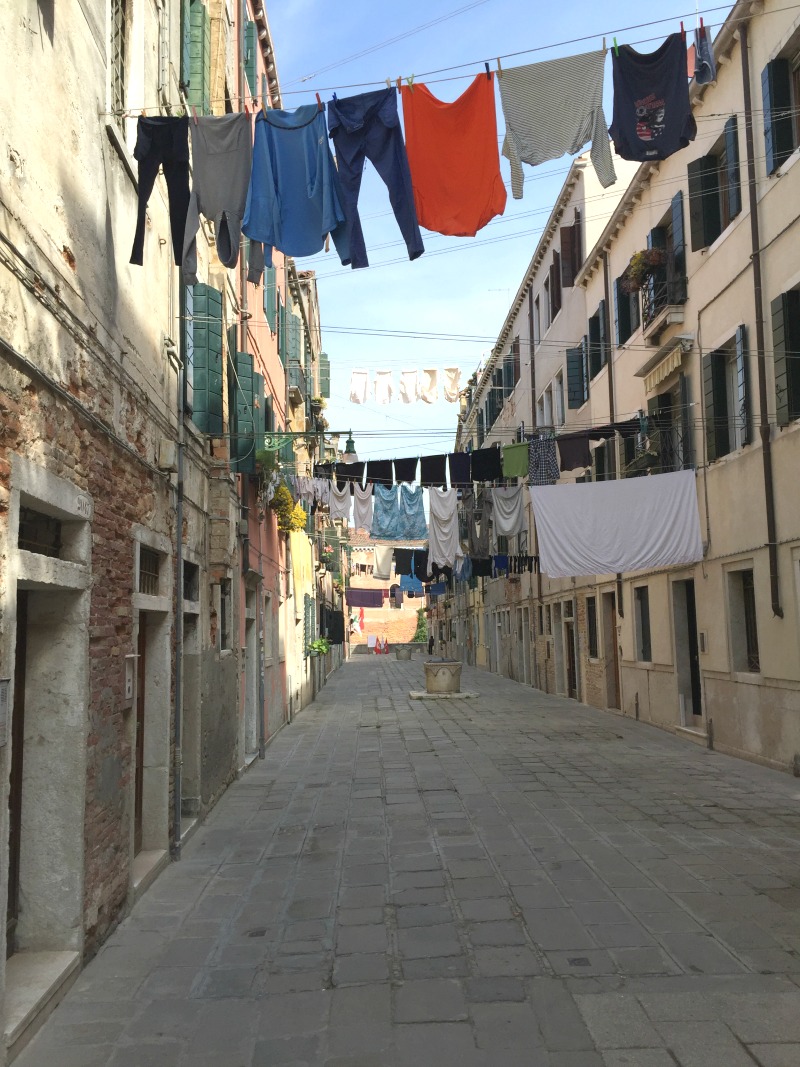 Love this street just off Via Garibaldi in the Castello neighborhood | 24 Hours in Venice, Italy | BrowsingItaly.com