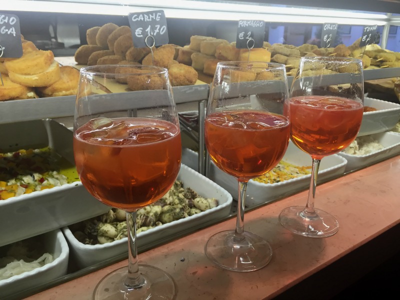 Sbarlefo for cicchetti and spritz | 24 Hours in Venice, Italy | BrowsingItaly.com