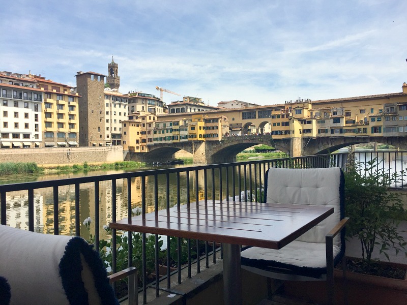 Picteau Lounge Bar in Hotel Lungarno, Florence
